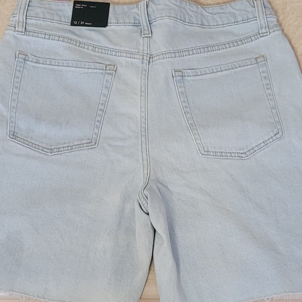 Unworn light washed jean shorts from wild fable